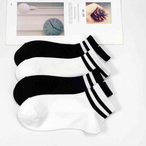 Summer cotton short tube solid casual sports socks