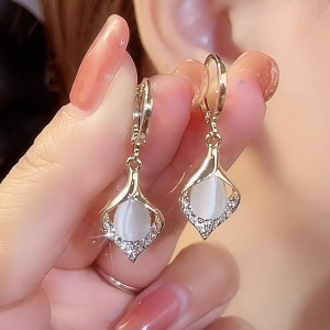 Japanese and Korean New Angel Tears Premium Earhook Design Luxury Temperament Water Drop Opal Earrings Earrings Female