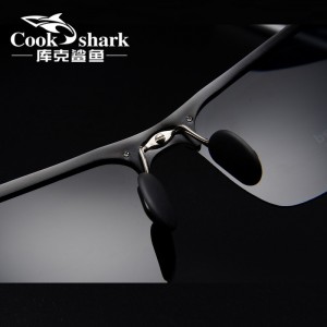 Day and night dual-use color changing sunglasses sunglasses men&#039;s polarizer driving driver night vision eye tide fishing glasses gun frame color change film (day and night dual-use)