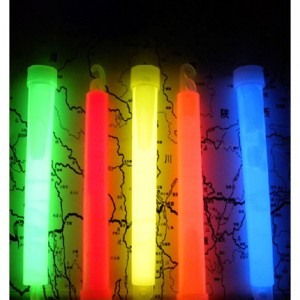 Fluorescent rod Emergency equipment for field survival Chemical fluorescent rod