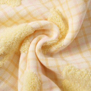 Class A pure cotton double-layer gauze children&#039;s towel small towel