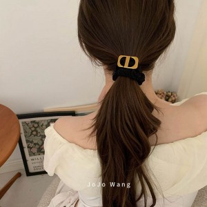 южнокорейский металлический низкохвостый волос волос волос волос женский головной убор кожаный кожаный чехол