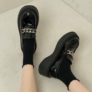 New muffin thick soled small leather shoes Retro Lefu shoes black