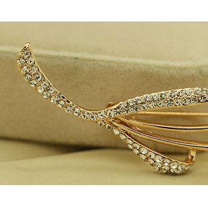 High grade crystal brooch ladies elegant collar button accessories collar clip brooch pin scarves