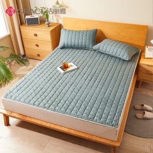 Four season breathable mattress cushion student bed mattress mattress double mattress 1.5m bed