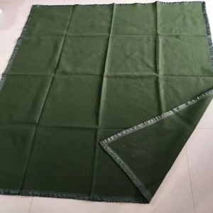 軍綠毛毯野營救災公用被子空調毯