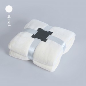 Small Blanket Portable Lunch Break Quilt Winter Coral Blanket Air Conditioner Cover Blanket