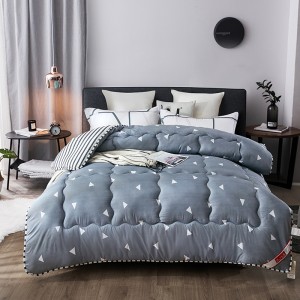 Thickened warm quilt core