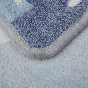 Flannel blanket air conditioning blanket nap blanket student dormitory single bed blanket