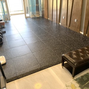 Gym floor mats, barbell mats, school functional plastic floor mats, acoustic and shock absorbing rubber sports floors