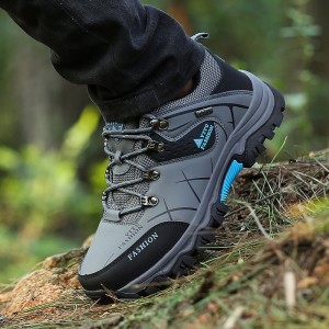 Men&#039;s mountaineering shoes Summer outdoor tourism sports Leisure waterproof antiskid construction site Work large work labor protection shoes